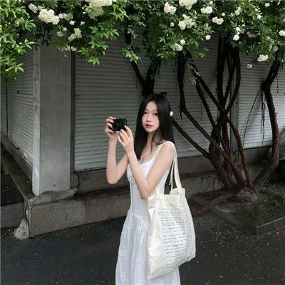 白色女孩粤语